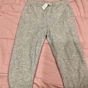 GREY SWEATPANTS